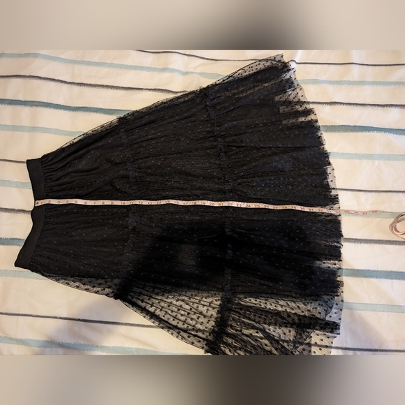 Med/Large - Black Sheer Tired Maxi Skirt - Madison (Simon's) - Picture 6 of 7